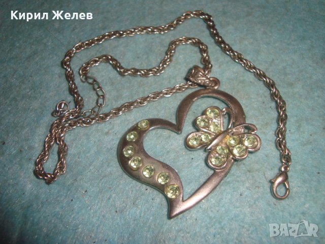 СЪРЦЕВИДЕН с ПЕПЕРУДКА АРТ ЛЮБОВЕН МЕДАЛЬОН с КРИСТАЛЧЕТА и КРАСИВА ВЕРИЖКА РЕТРО ПЛЕТКА 8899