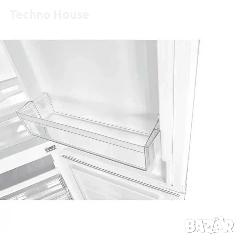 Хладилник с фризеp PKM KGK262EW, снимка 4 - Хладилници - 52906492