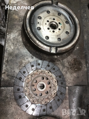 Комплект съединител + демпферен маховик LuK, снимка 7 - Части - 51773050