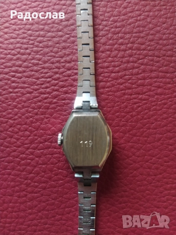 работещ дамски часовник Луч, снимка 5 - Дамски - 52033671