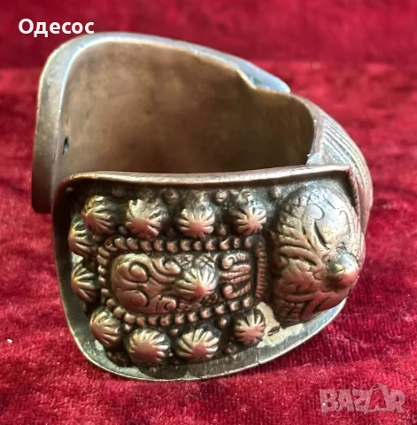 Възрожденска сребърна гривна рогатка, снимка 4 - Антикварни и старинни предмети - 56119618