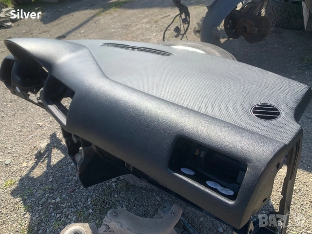 Арматура Golf4/Bora, снимка 3 - Аксесоари и консумативи - 53905998