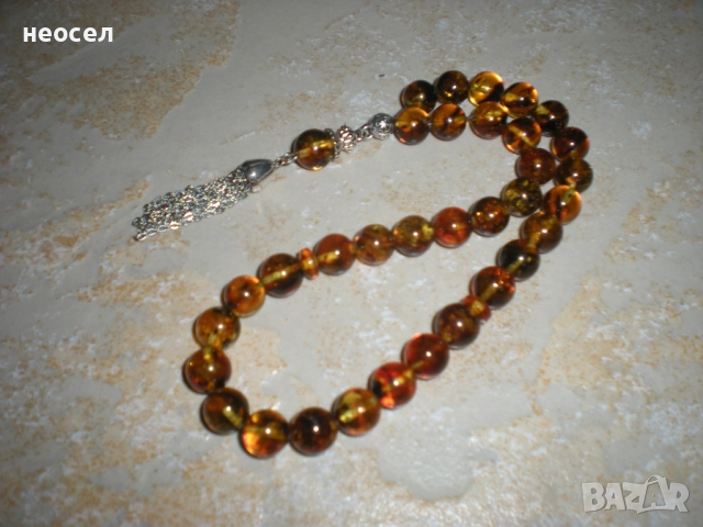 Кехлибарена броеница от натурален непресован балтийски кехлибар цвят коняк 16.11 гр., снимка 6 - Други - 49611564