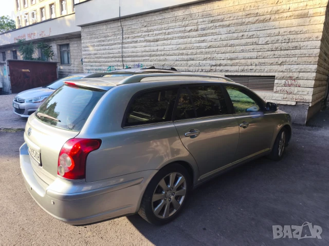 Toyota Avensis FACELIFT , снимка 6 - Автомобили и джипове - 50902993