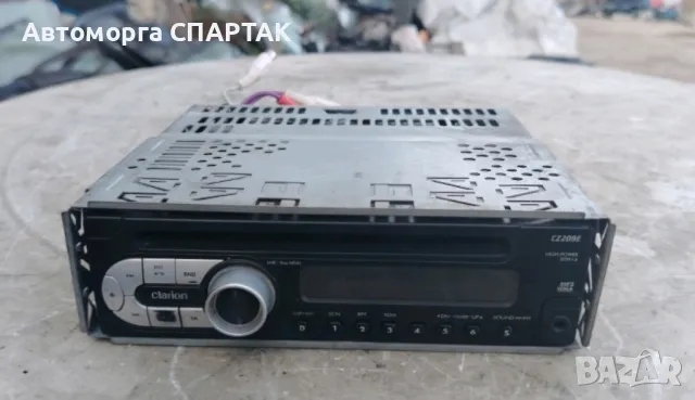 авто cd mp3 usb плеър clarion 