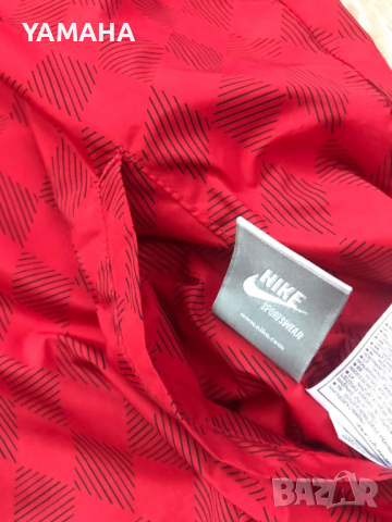 Nike  Двулицева   Мъжка  Ветровка   S, снимка 2 - Спортни дрехи, екипи - 36393336