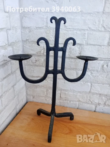 Стар свещник от ковано желязо колекция