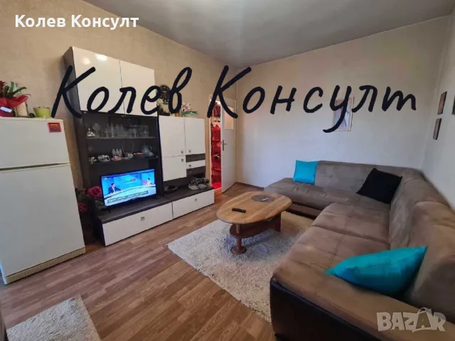 Продавам Тристаен апартамент с ГАРАЖ в гр Хасково , снимка 1