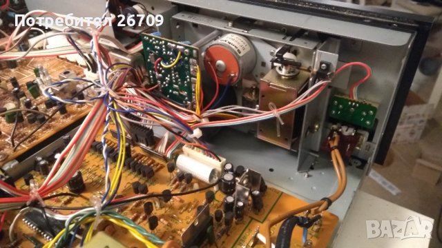 Касетен дек Sansui D 550M, снимка 3 - Декове - 39923332