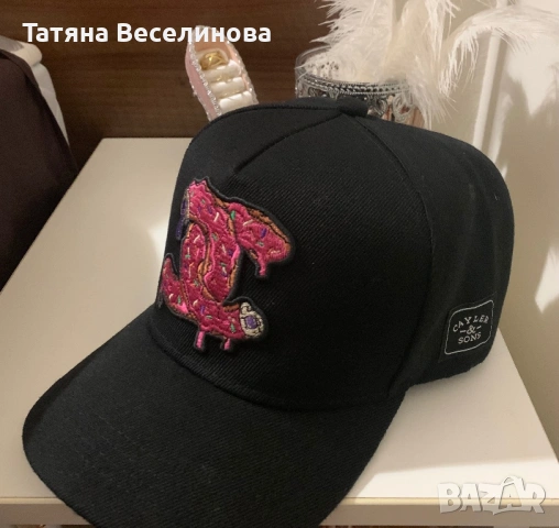 Дамска шапка Cayler & Sons, снимка 7 - Шапки - 53056536