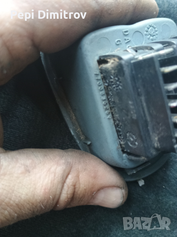 Бутони Ел стъкла за Renault Megane Scenic (10.1996 - 12.2001) , снимка 2 - Части - 44716597