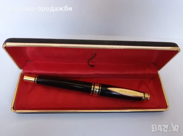 Стара писалка Pierre Cardin със златен писец