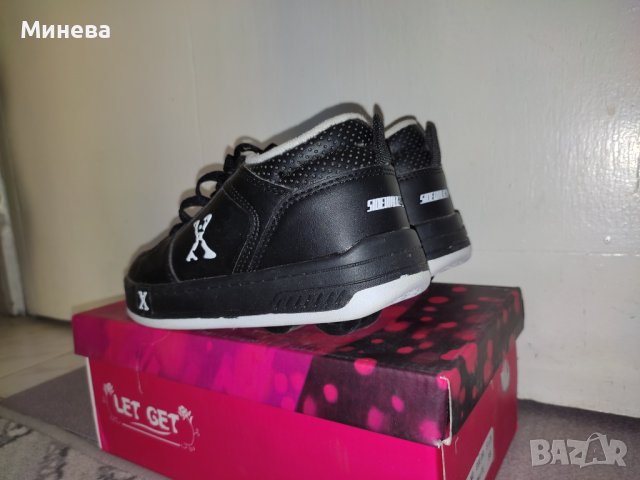 Обувки с колелца Sidewalk sports by HEELYS , снимка 4 - Детски обувки - 42499954