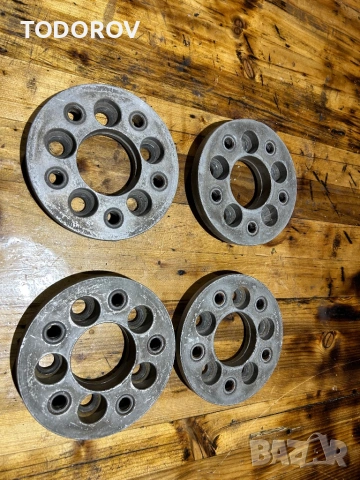 Предходни  фланци  от 5/100 към 5/112. 30 мм.