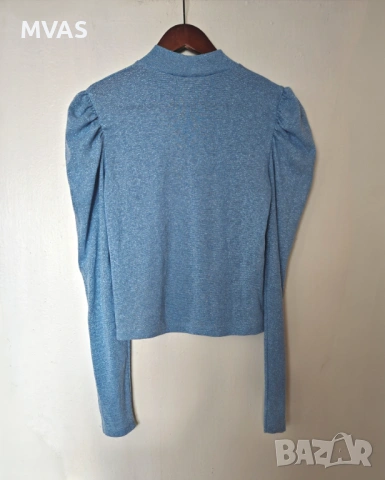 Нова блестяща дамска светло синя блуза с дълъг ръкав M размер, снимка 2 - Блузи с дълъг ръкав и пуловери - 53113313