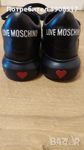 Love Moschino дамски кецове, снимка 3 - Кецове - 49296409