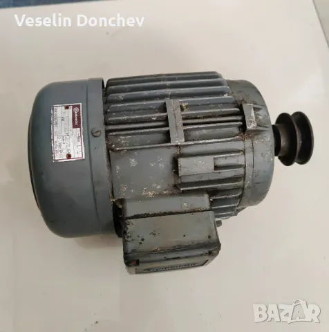 Трифазен електродвигател / мотор, снимка 2 - Електродвигатели - 49149835