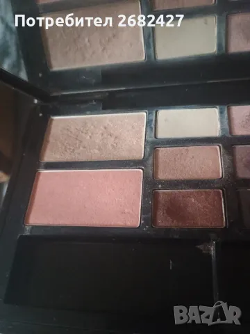 Shiseido Travel Light As Air Palette - Хайлайтър-руж / Сенки за очи / Гел за устни, снимка 3 - Други - 47794597