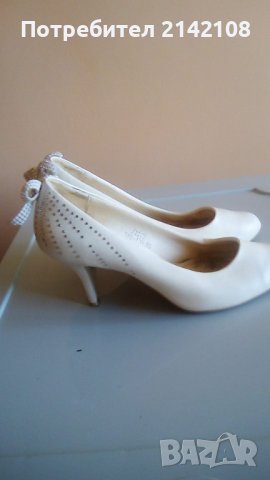 Продавам  обувки , снимка 5 - Дамски обувки на ток - 36578888