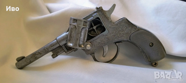 Изцяло метален револвер с капси Наган 1895 СССР , снимка 4 - Колекции - 53131502