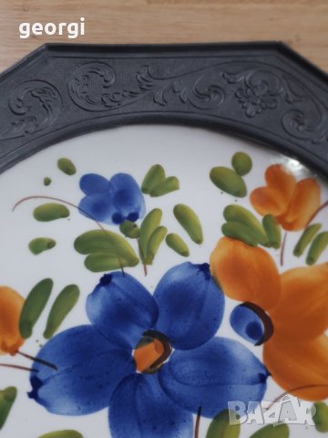 Немска порцеланова декоративна чиния с калаен обков , снимка 3 - Декорация за дома - 34405924