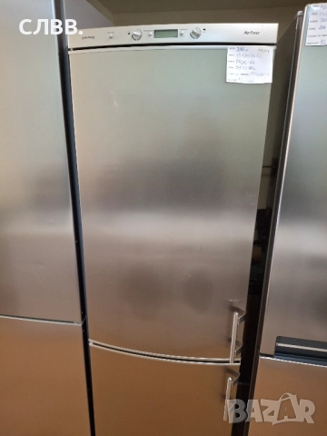 Продавам хладилник PRIVILEG 