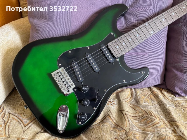 Електрическа китара, снимка 8 - Китари - 50829997