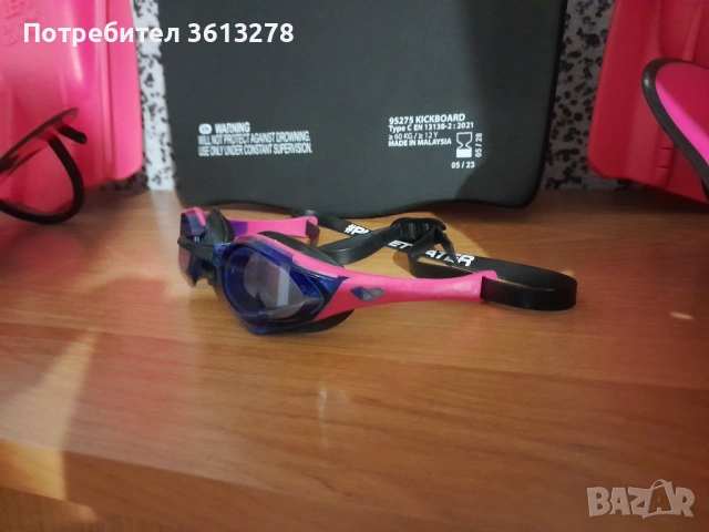 Лот от плувни принадлежности в розов цвят -"ARENA", снимка 4 - Водни спортове - 53942375