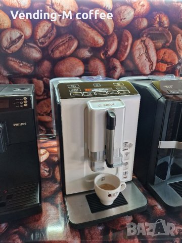 Кафе робот Bosch VeroCup 300 , снимка 1 - Кафемашини - 40133617