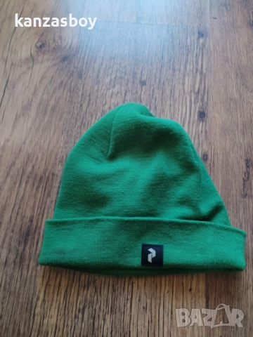 peak performance - страхотна зимна шапка 