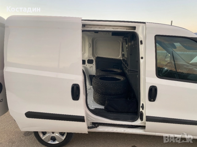 Fiat Doblo 1.3D MultiJet 2012 Euro 5, снимка 14 - Автомобили и джипове - 52441380