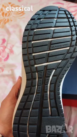 Нови дамски маратонки Reebok , снимка 8 - Маратонки - 49942466