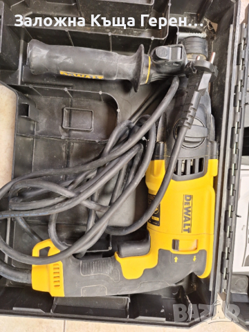 Перфоратор DeWALT D25133, снимка 2 - Перфоратори - 53994923