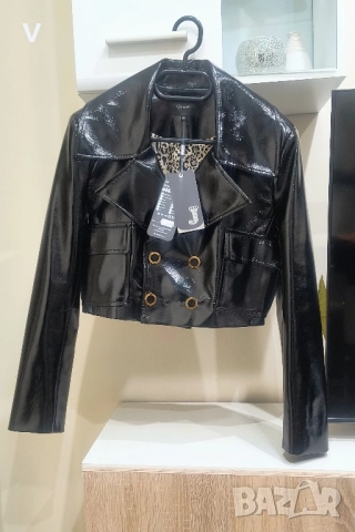 Дрехи Junona Юнона бежов кроп топ бюстие палто лачено яке кожен панталон , снимка 11 - Корсети, бюстиета, топове - 52467701