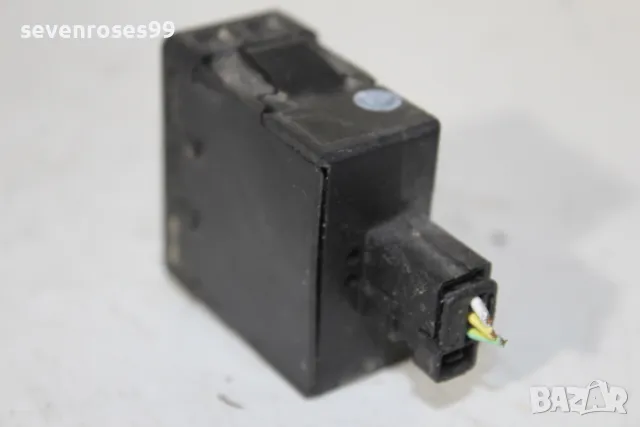 Бутон реглаж фарове Пежо 807 Peugeot 807 Citroen C8 Lancia Phedra  96384422, снимка 3 - Части - 50310618