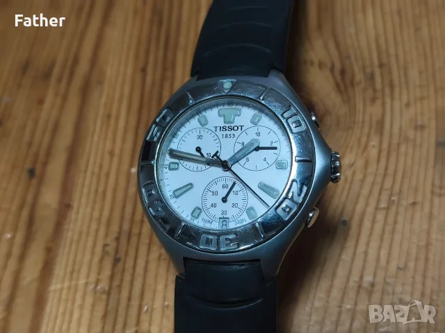 Tissot PRS200 хронограф кварцов часовник