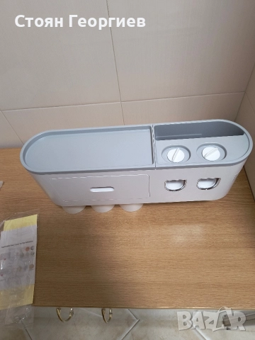 Поставка за паста и четка за зъби с три чаши, снимка 2 - Други стоки за дома - 52807462