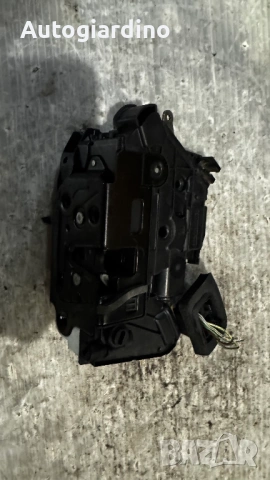 Брава за врата за VW Golf 7 2015 - 5K4839016, снимка 2 - Части - 53144252