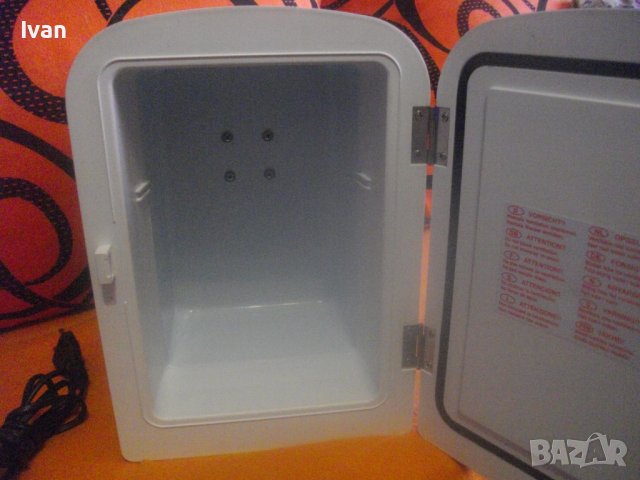 Мини Хладилник-12V/220V-Изстудяване/Затопляне-Работи На 220 Волта и На 12 Волта В Автомобил-8 Литра, снимка 9 - Хладилници - 42715036