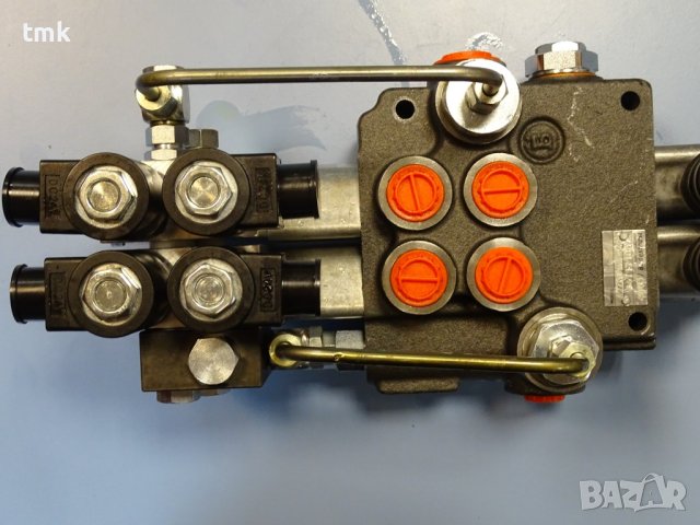 Хидравличен разпределител комбиниран "Бъдещност" 02Z80/VRP/2X/VRE 24VDC, 80L, 2 секции, снимка 6 - Резервни части за машини - 42889124