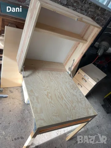 Шкаф със сгъваема маса, снимка 3 - Маси - 48882536
