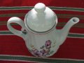 Порцеланов чайник, снимка 1 - Антикварни и старинни предмети - 35281755