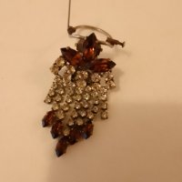 Радка брошка Арт Деко -1920г със клипс и игла кристали, снимка 4 - Антикварни и старинни предмети - 44176217