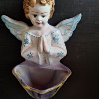 порцеланов сувенир ангелче - вазичка за стена, снимка 1 - Декорация за дома - 40603078