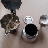 Кафеварка Bialetti 6 чаши, снимка 2 - Кафемашини - 40381836