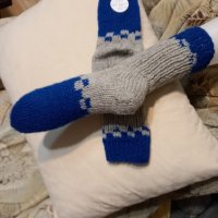 Ръчно плетени дамски чорапи от вълна размер 38, снимка 1 - Дамски чорапи - 39471410