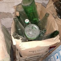 Стари шишета от масло + буркани бутилки и други стъклени неща на 60/100 години , снимка 5 - Антикварни и старинни предмети - 29456221