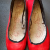  Червени балеринки, снимка 1 - Дамски ежедневни обувки - 21453147