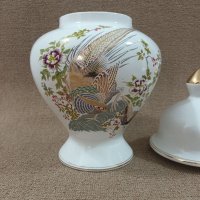 Порцеланова ваза. , снимка 4 - Антикварни и старинни предмети - 40719603