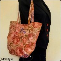 Дамска чанта на цветя от естествена кожа! Ръчна изработка!, снимка 6 - Чанти - 29712557